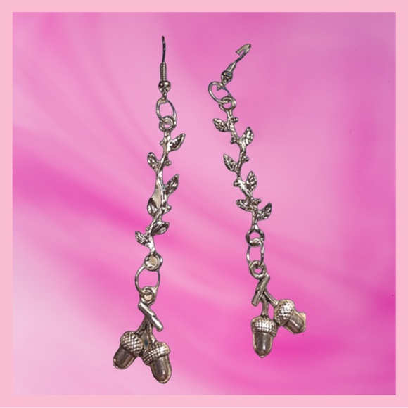 Mistyheart Jewelry - Acorn Branch Earrings